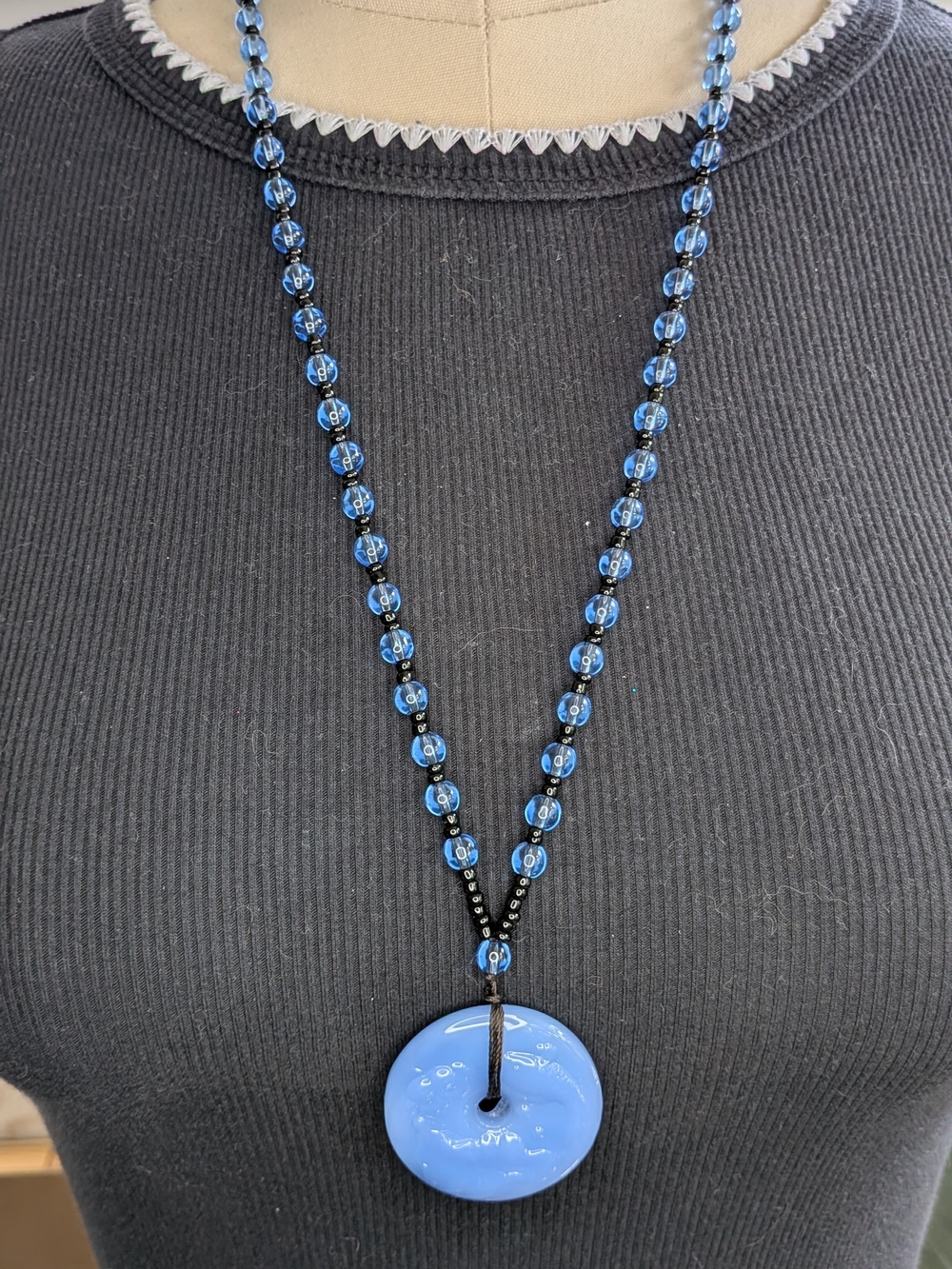 Vintage Carved Blue Art Glass Koi Fish Donut Pendant Beaded Strand Necklace